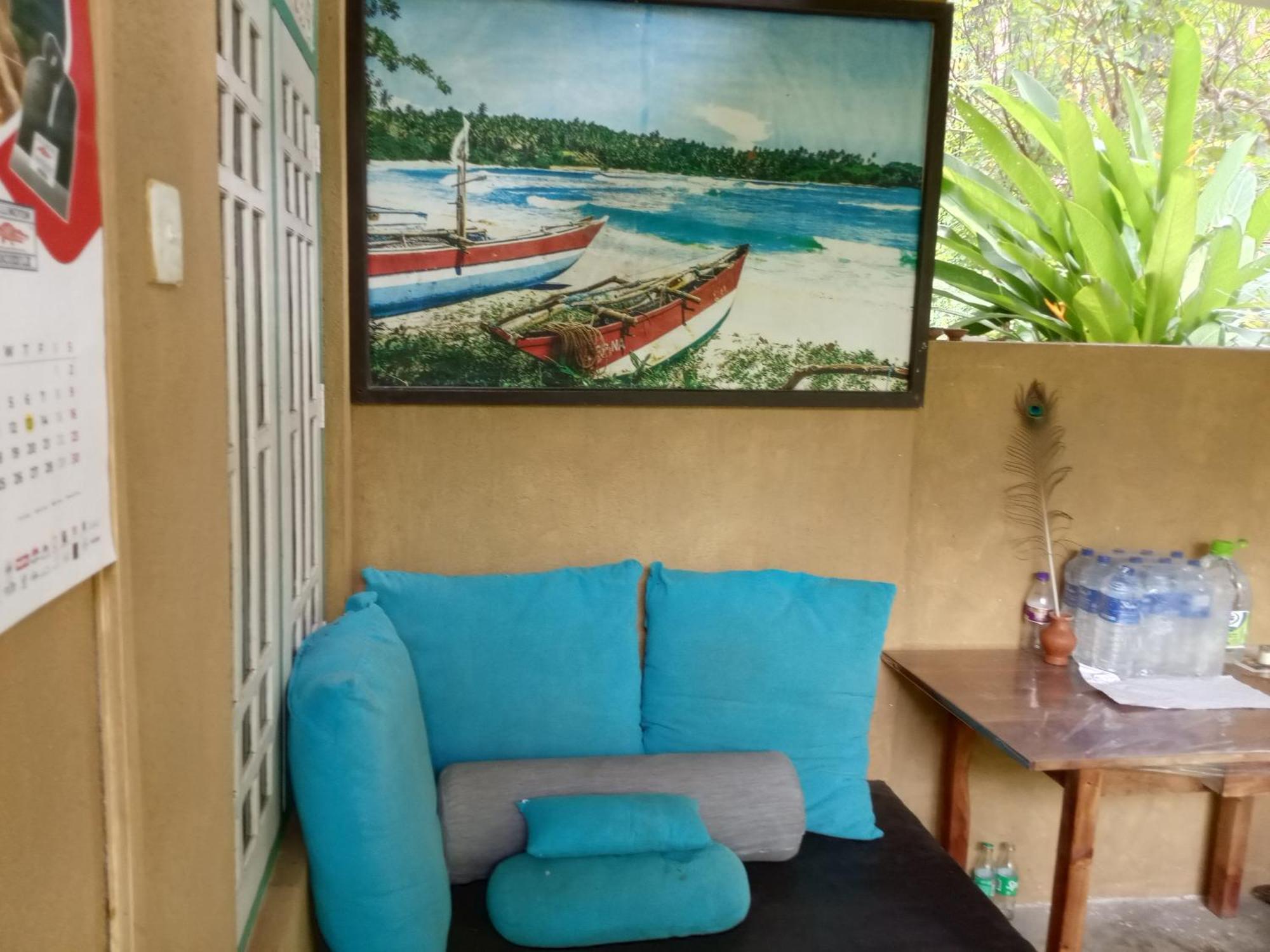 Appartamento Hiriketiya Mahi Surf Dikwella Esterno foto
