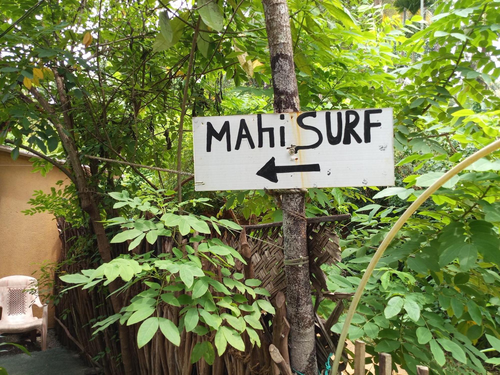 Appartamento Hiriketiya Mahi Surf Dikwella Esterno foto