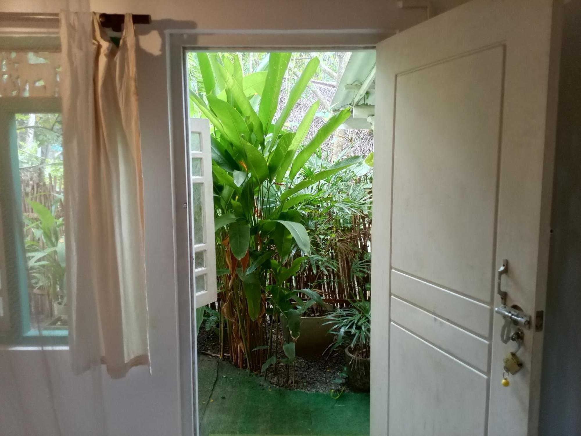 Appartamento Hiriketiya Mahi Surf Dikwella Esterno foto